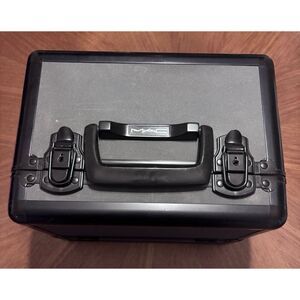 MAC COSMETICS Professional Makeup Travel Case Train Artist 4 Tier Hard Shell